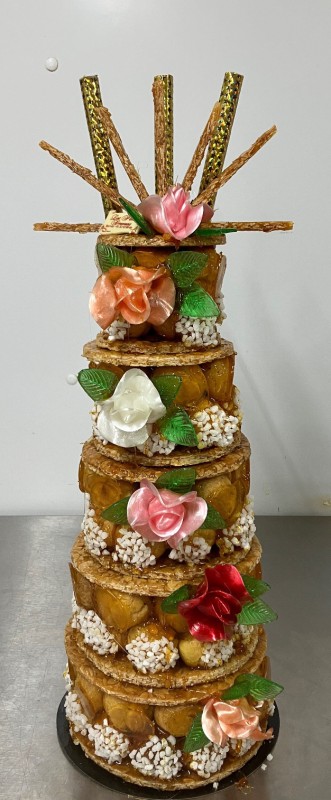 Où commander sa pièce montée personnalisée près de Bernay pour un mariage champêtre ?